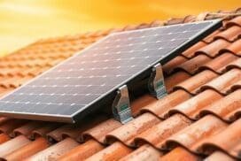 fixation panneau solaire sur tuile